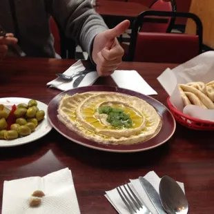 Hummus plate
