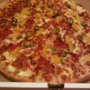 Veggie bacon pineapple green olives