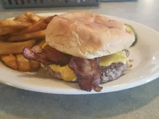 Tj Dillon's Pub