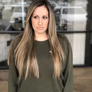 Highlights and shadows plus she's gorgeous