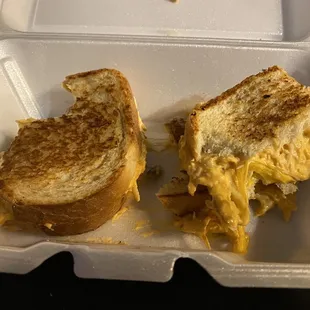 Buffalo chicken grilled cheese
