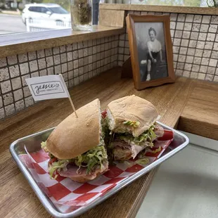 Scarpas Italian on gluten free without cheese and with olive salad