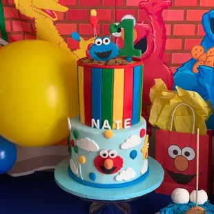 My sons first birthday cake