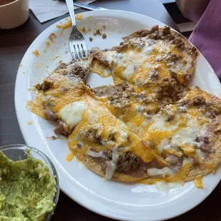 Beef nachos, tostadas