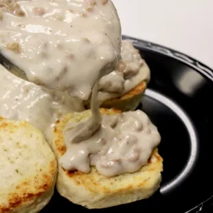 Biscuits with sausage gravy