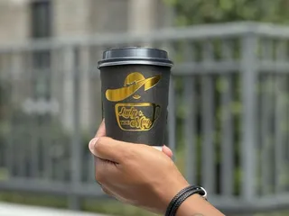 Lady & the Mug