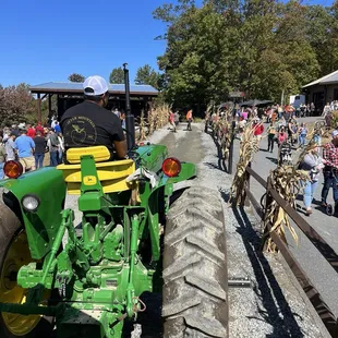 Tractor Ride to the Apple Picking Area