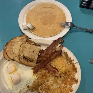 Breakfast 2 Eggs