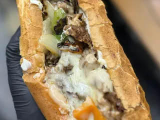 Rolling Bistro Street Kitchen