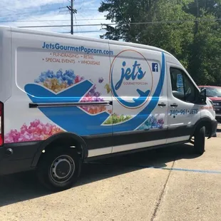 Find Jet's Gourmet Popcorn at some of the terrific retailers in southern Ohio! We also have a terrific fundraising program as well!