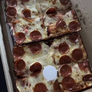 8 corner pepperoni Detroit style pizza