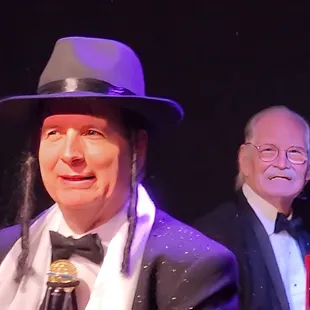 Rich Natole and pianist Bill Chenoweth of Jew Man Group. February 2023