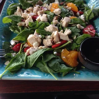 Grilled Chicken Spinach Salad