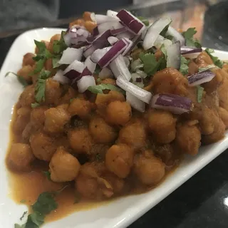 Aloo Tikki Chaat
