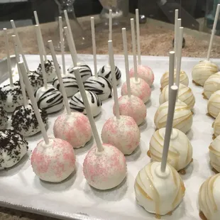 Cakepops same flavors as cupcakes