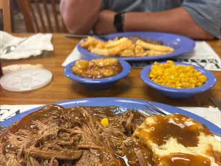 Family's Main St Restaurant