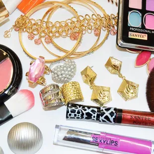 ALL WE OFFER $1 JEWELRY, COSMETICS, BEAUTY TOOLS, AND ACCESSORIES