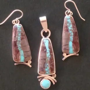 A Bisbee turquoise set.