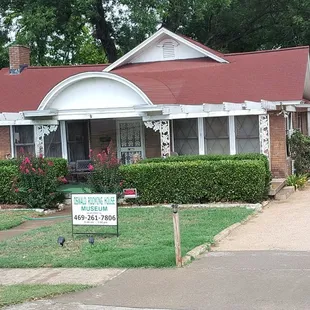 Where Lee Harvey Oswald lived.