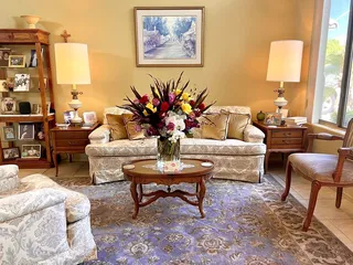 Artistic Surroundings