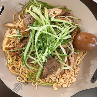 M7. Mushroom Sauce Mixed Noodles (P) M7. (P)
