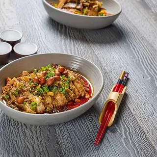 Cold Chicken with Spicy Souce