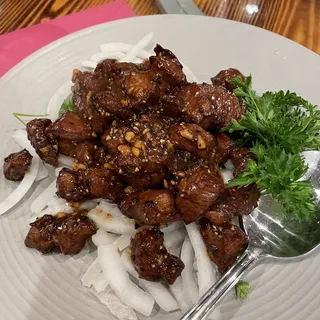 Premium Sliced Beef with Fresh Pepper