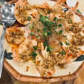Streamed Shrimp with Diced Garlic