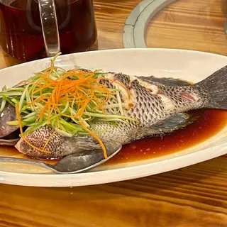 Steamed Live Tilapia (whole)
