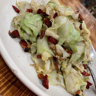 Stir-Fried Hot and Spicy Cabbage