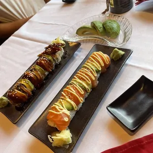 Eel dancing roll