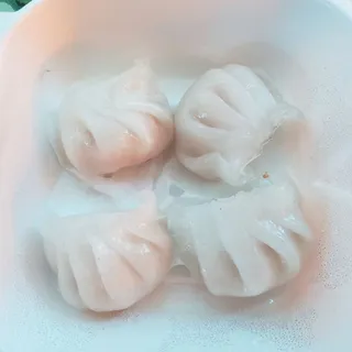 B5. Steamed Shrimp Dumplings
