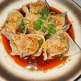 spicy wontons