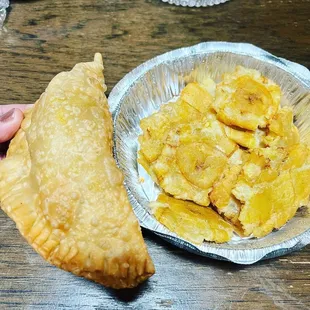 Empanada and plantain