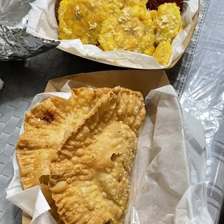 Pastelillo/Empanada