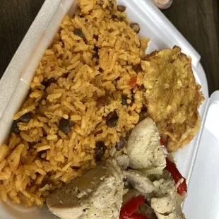 Garlic chicken with plantains &amp; rice