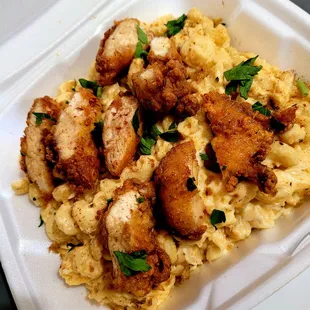 Sweet Henny chicken with cajun mac and parmesean panko crumbs
