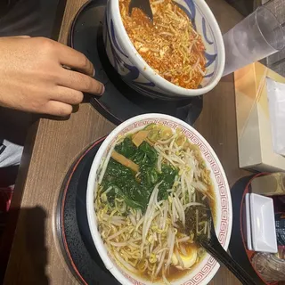 SPECIAL / Create your original "RAMEN"