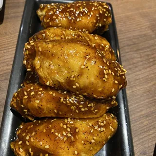 Chicken Wings 1/2lbs. (Sweet or Hot)