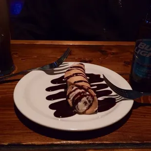 Cannoli for dessert!