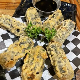 Crispy Fried Seaweed Rolls