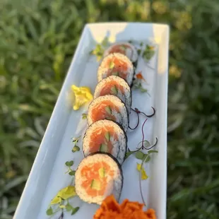 salmon roll