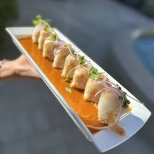 Jikan Roll - Fresh Albacore, Shrimp, Crab, Cream cheese with homemade sauce ‍