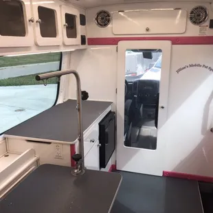 Safe &amp; Secure for your pet with no cages