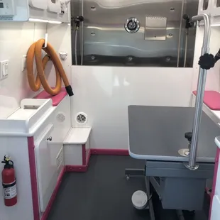 Fully equipped mobile salon