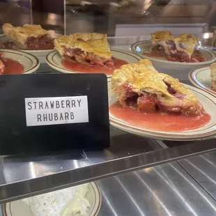 Famous Jill&apos;s Cafe Pie * Strawberry Rhubarb