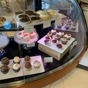 cupcakes, dessert, food