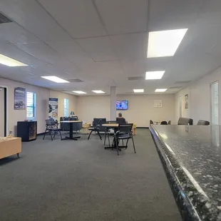 Service guest lounge