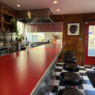 sushi and sashimi, interior