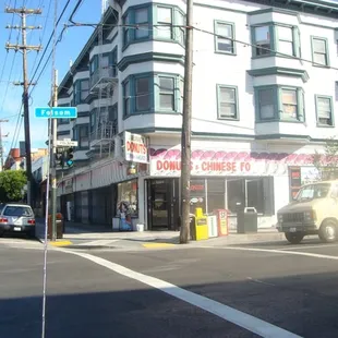 Yes, I took a driveby photo of J. Georg e&apos;s